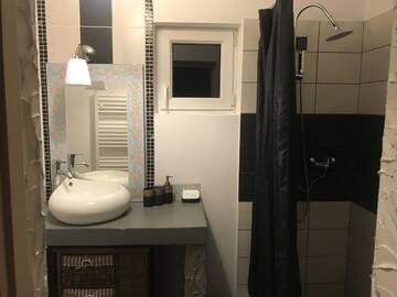 Фото номера Стандартный двухместный номер с 1 кроватью Гостевой дом Casa Relax г. Văleni 7